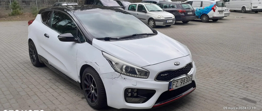 Kia Ceed cena 30000 przebieg: 120000, rok produkcji 2013 z Szprotawa małe 121
